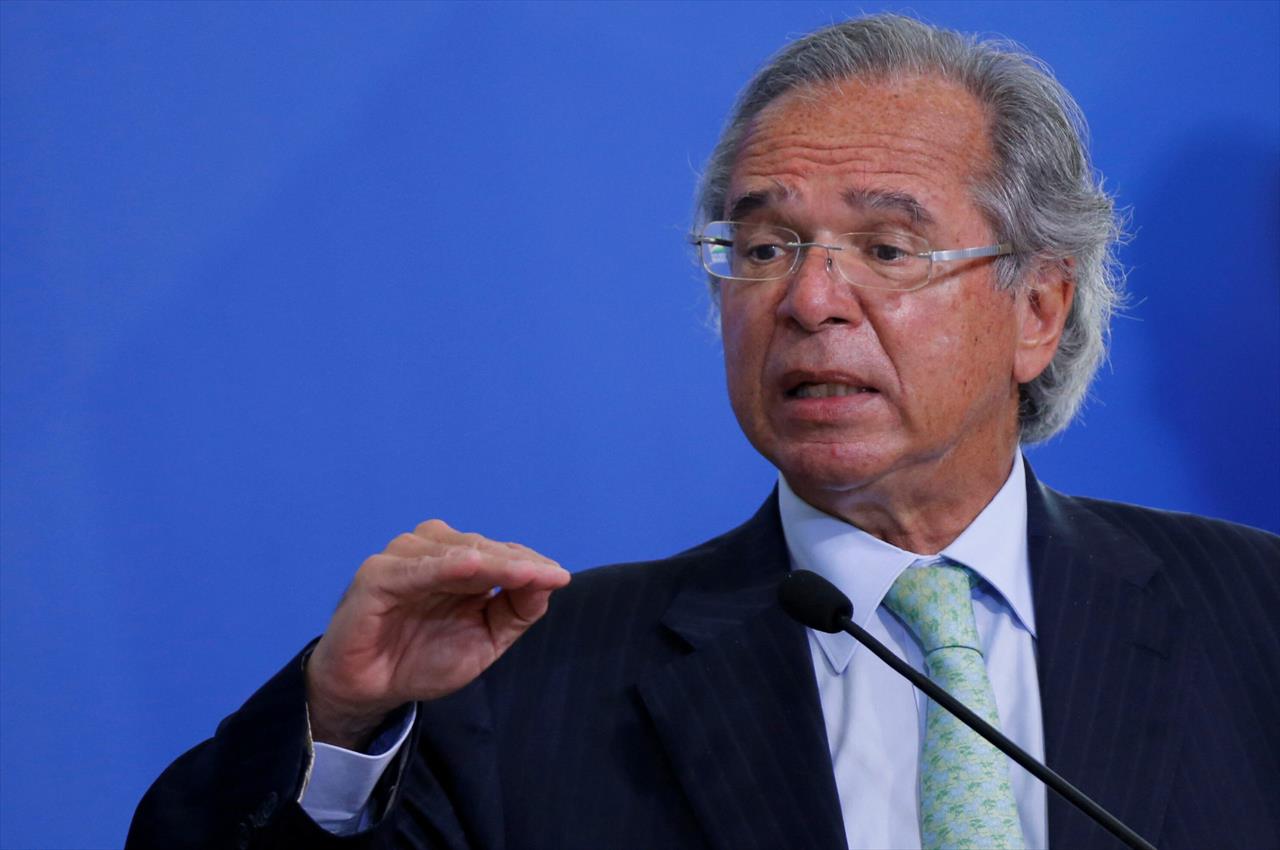 Caos na saúde pública: Paulo Guedes diz que Estado ‘quebrou’ e não consegue atender demanda na saúde