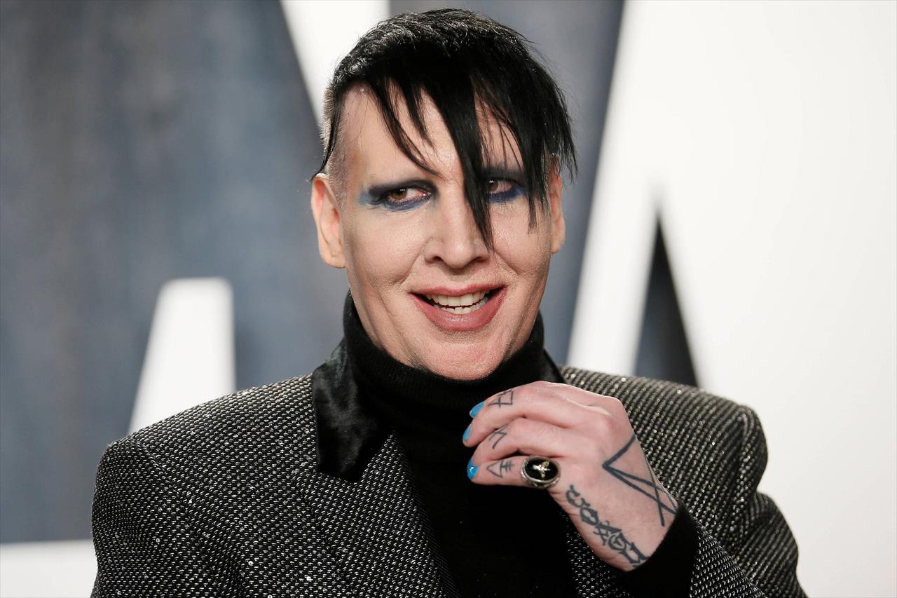 Polícia emite mandato de prisão para o cantor Marilyn Manson