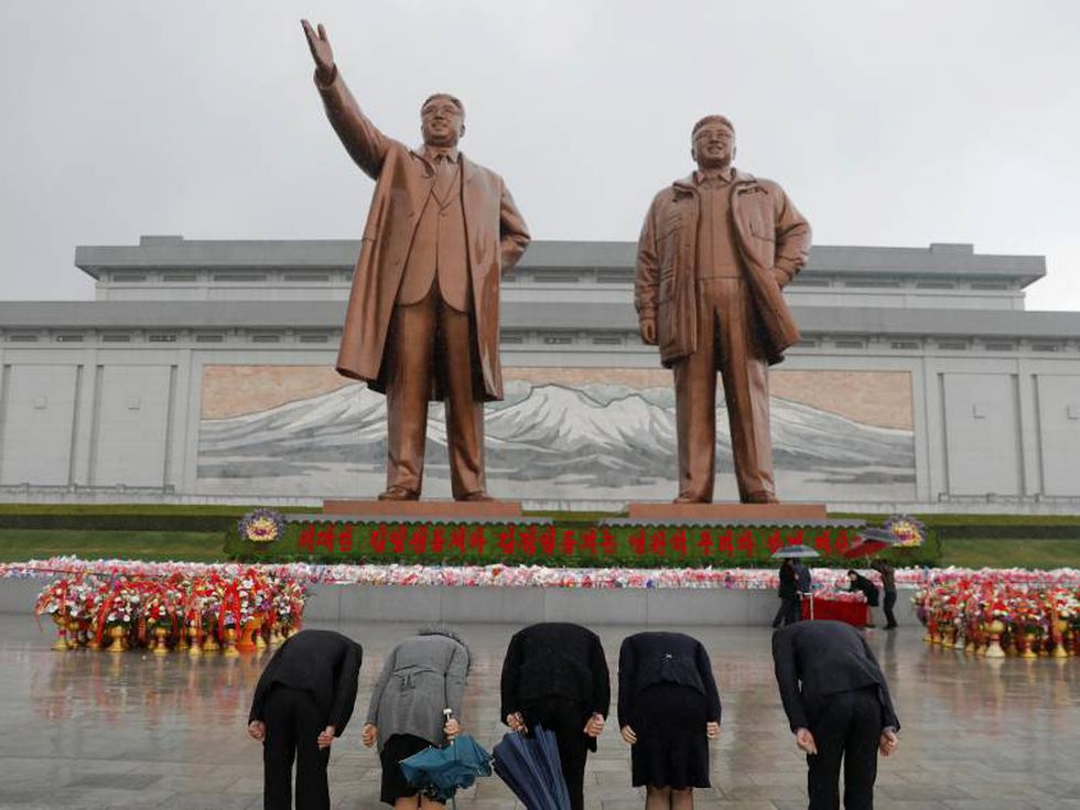 Coreia do Norte proíbe população de expressar 'felicidade' por 11 dias em memória da morte de ex-ditador