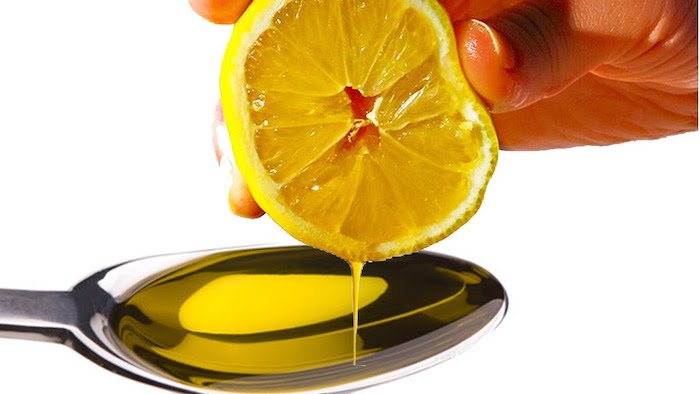 Azeite com limão em jejum: conheça benefícios para a saúde