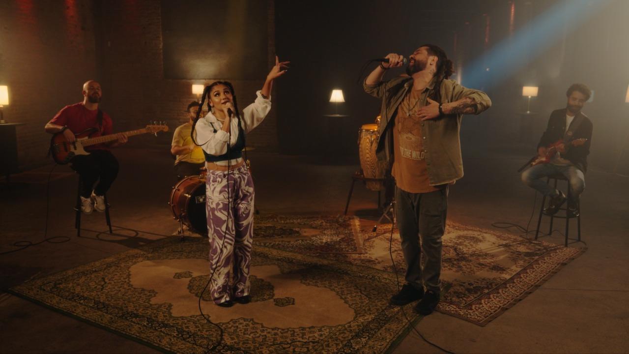 Lua e Maneva se juntam em “Até Que é Bom”