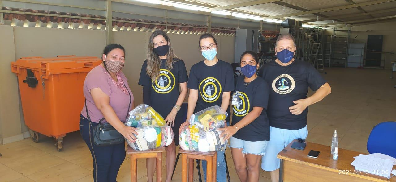 Justiça Comunitária entrega cestas básicas às famílias de São Félix do Araguaia