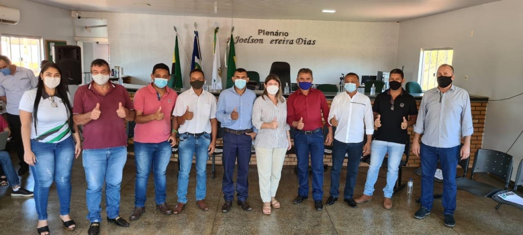 Prefeita de São Félix do Araguaia se reúne com prefeitos do Norte Araguaia para debater a destinação adequada dos resíduos sólidos