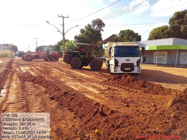 Prefeitura de São Félix do Araguaia retoma Programa de Pavimentação em Espigão do Leste