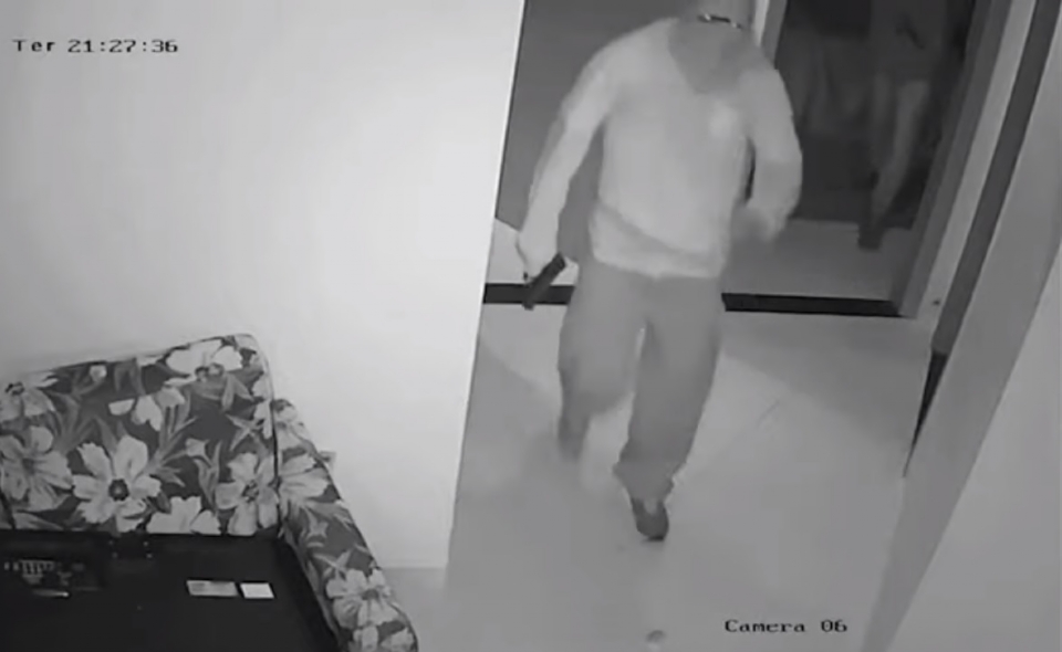 Bandidos invadem chácara e mantém cinco pessoas em cárcere privado durante roubo; veja vídeo