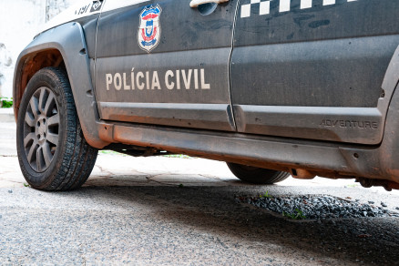 Bandidos invadem casa de padre e furtam US$ 14 mil em MT