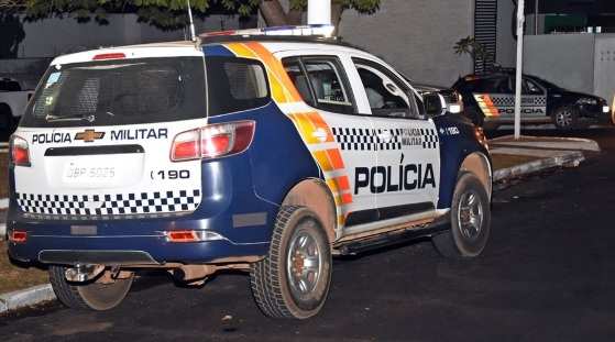 Bando faz família refém e exige transmissão de sequestro ao vivo na TV