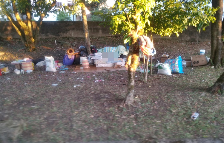Indígenas acampam na área central de Carlos Barbosa