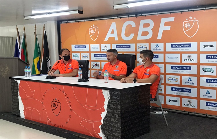 ACBF apresentou elenco para a temporada 2022