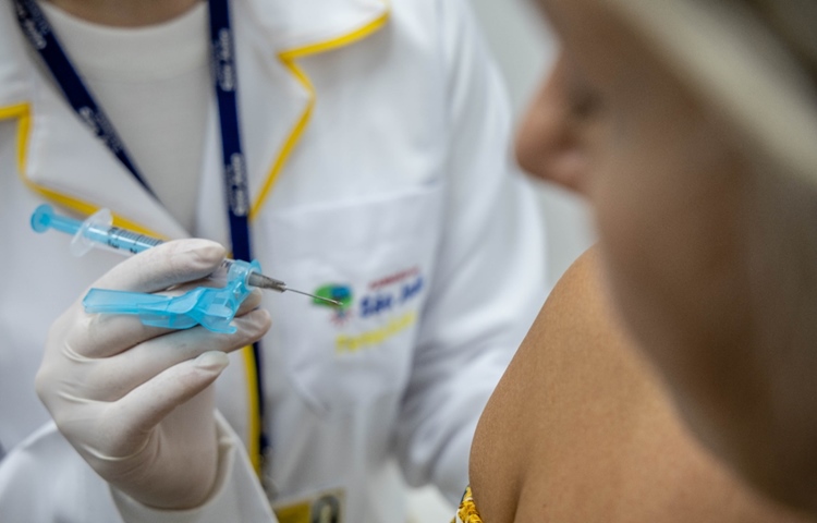 Vacina da gripe tetravalente já está disponível na Rede de Farmácias São João
