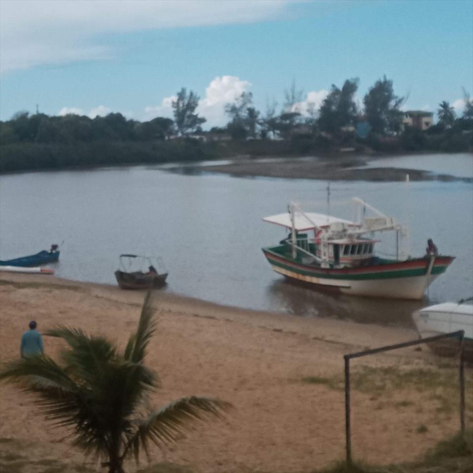 Pescador morre em acidente no mar em Barra Nova