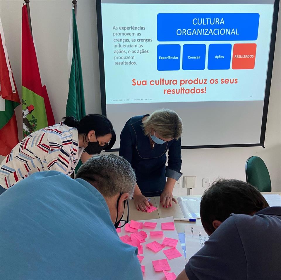 PDL Express Programa de Desenvolvimento de Liderança