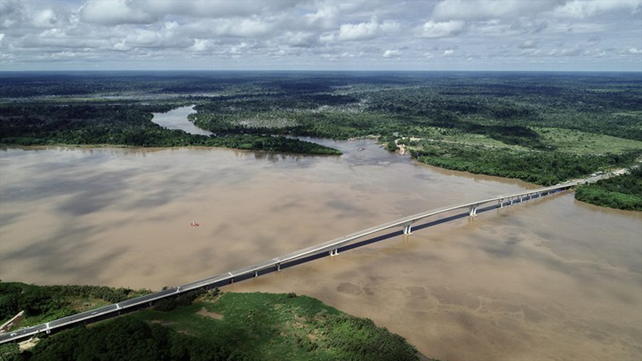 Inaugurada ponte que conecta os estados de Rondônia e Acre
