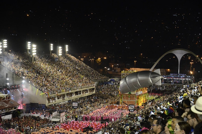 LIESA LANÇA PESQUISA DE MERCADO SOBRE O DESFILE DAS ESCOLAS DE SAMBA DO RJ