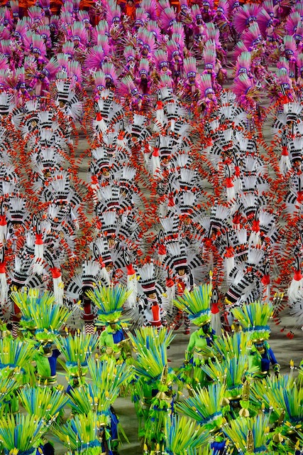 SÓ SE FOR AGORA! PRESIDENTE DA LIESA COMEMORA INÍCIO DE ASSINATURA PARA O PRÓXIMO CARNAVAL DE 2022 COM PREFEITURA