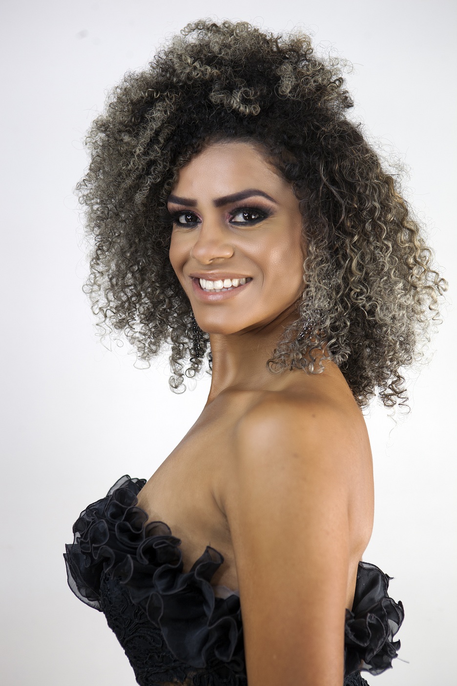 CONHEÇAM LUCIANA PUZZI, CANDIDATA