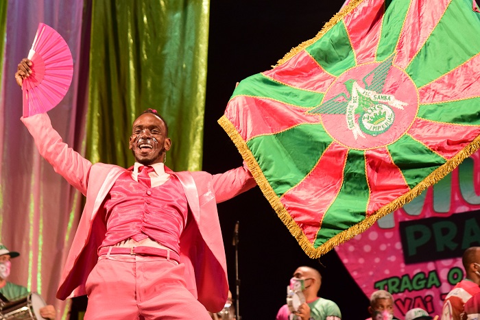 Lins Imperial apresenta novo mestre-sala para o Carnaval 2022