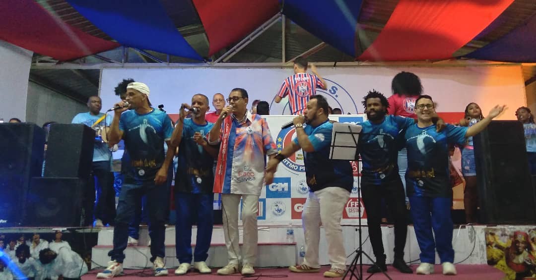 VIZINHA FALADEIRA REALIZA SEMIFINAL DE SAMBAS DE ENREDO NESTA SEXTA (19)