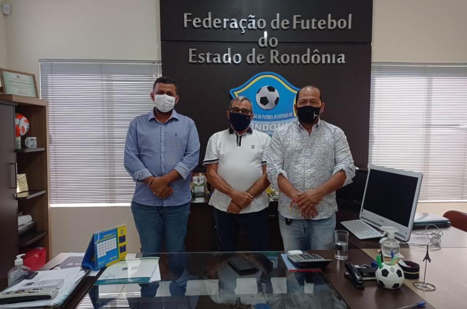 Prefeito de Candeias do Jamari visita à FFER