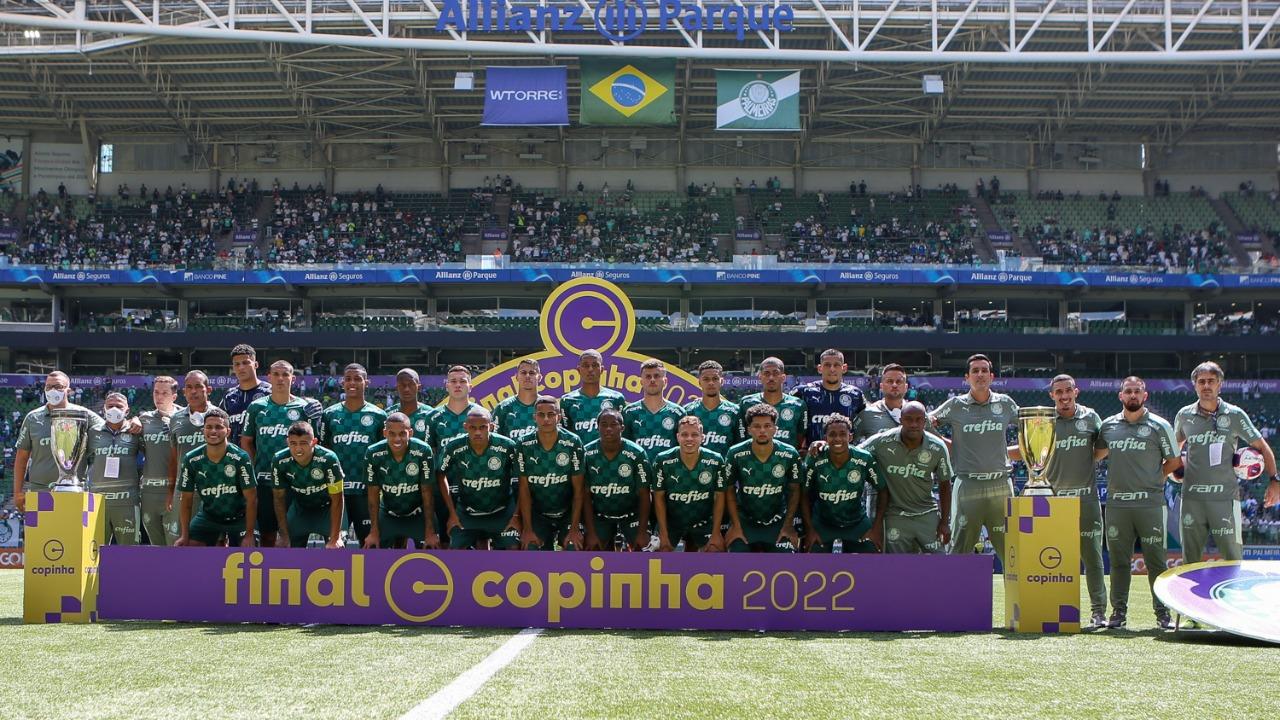 Palmeiras goleia Santos e fatura título da Copinha