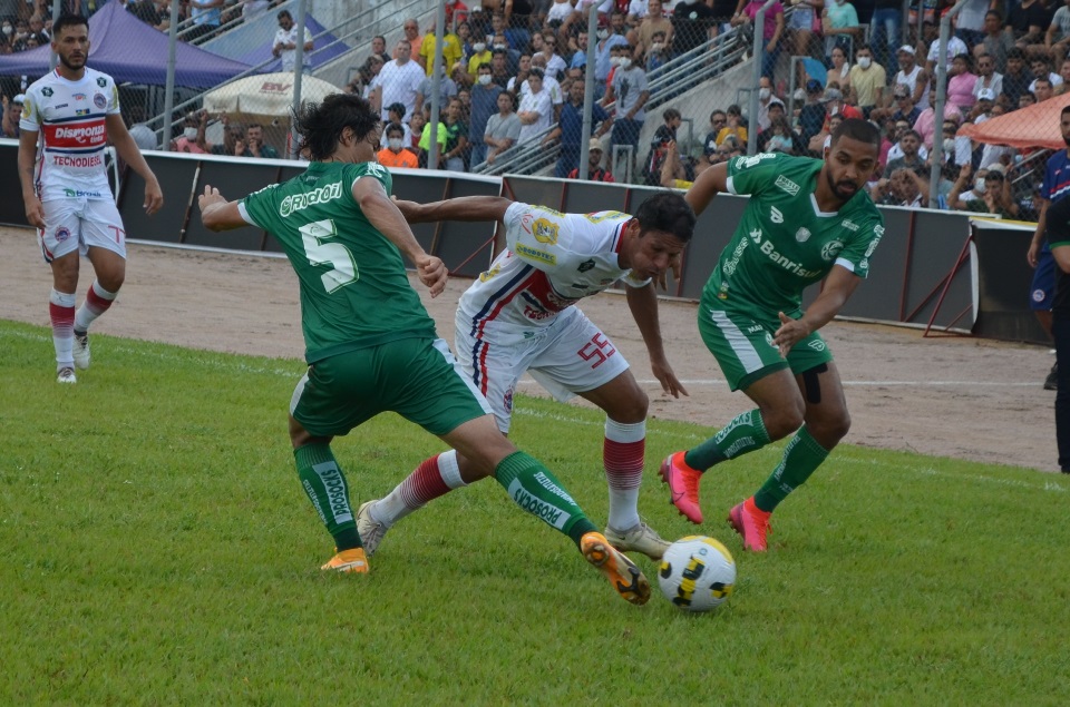 A equipe Gaúcha avança de fase na Copa do Brasil (Foto: Alexandre Almeida)