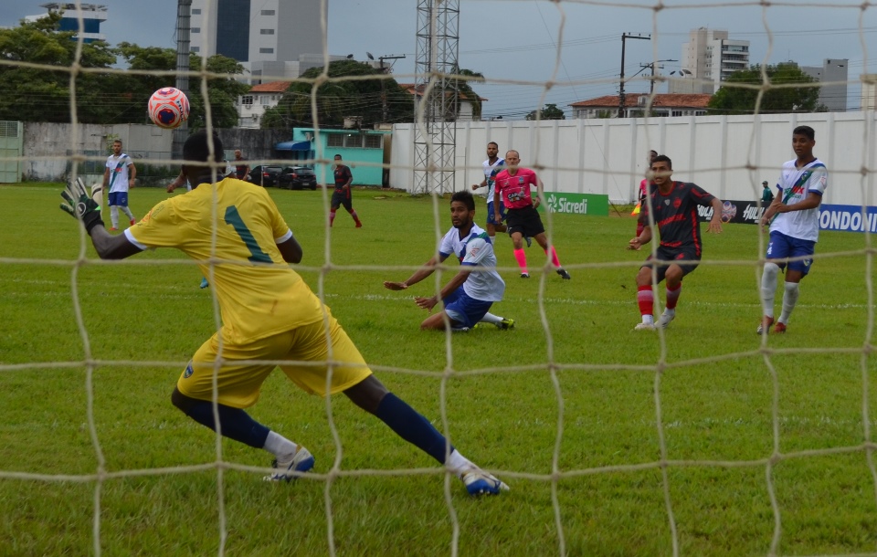 Porto Velho supera o Rondoniense e estreia com vitória
