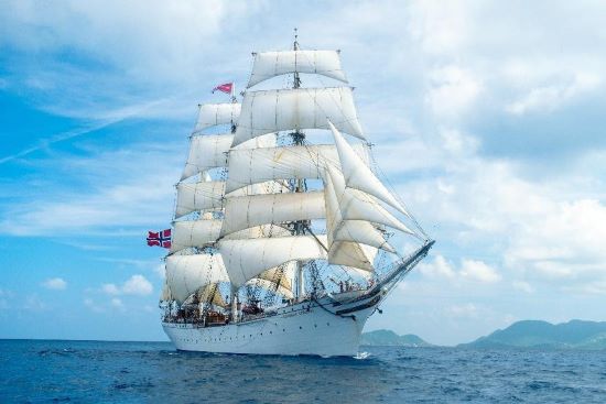 NAVEGAR É PRECISO - Navio norueguês chega ao Brasil no próximo dia 23. O imenso veleiro é uma verdadeira universidade de pesquisa dos mares