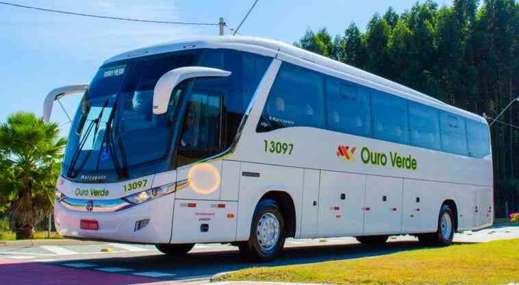 Vaga para motorista de ônibus na Viação Ouro Verde