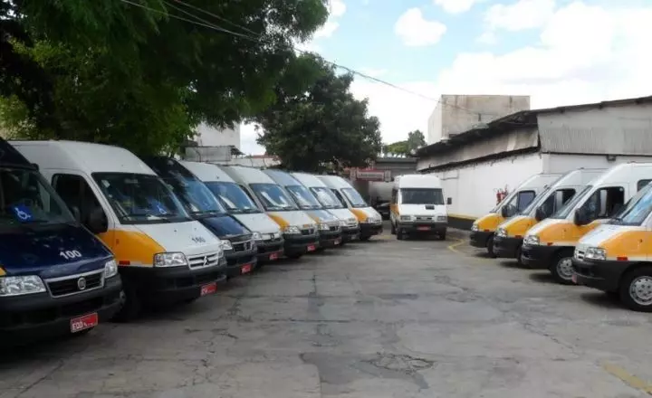 Azul Mob abre vagas para motoristas de van com CNH D ou E