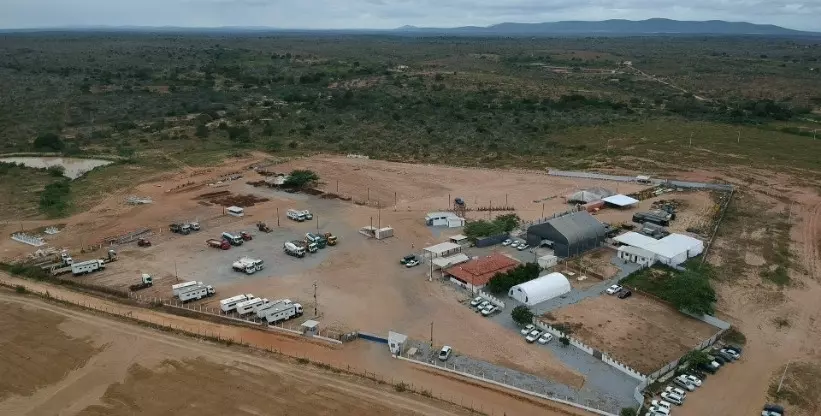 A foto mostra um canteiro de obras da Foto de obras da Tabocas Participações e Empreendimentos S/A