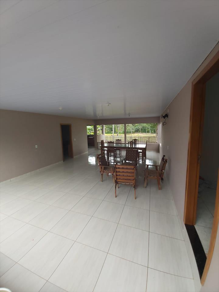 Vende-se uma chácara no bairro Bela Vista em Pimenta Bueno/RO