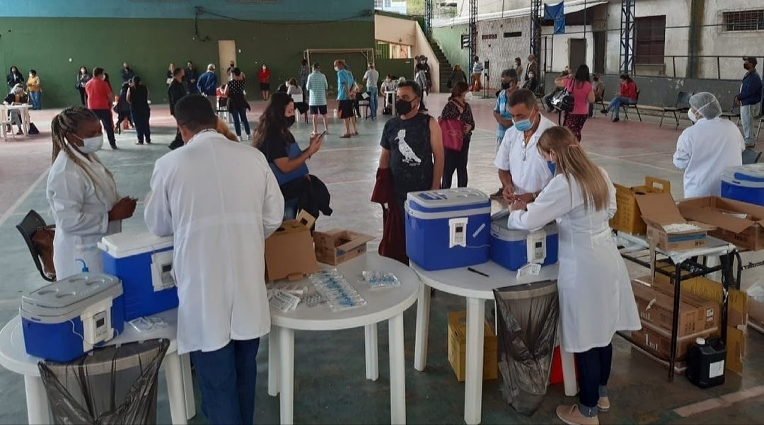 Santos Dumont amplia vacinação para pessoas com comorbidades a partir de 35 anos