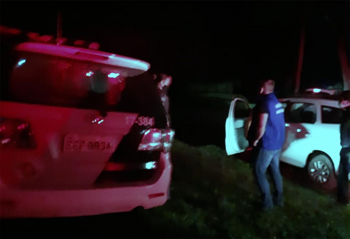Polícia Militar interrompe festa rave com mais de 200 pessoas em Itaí