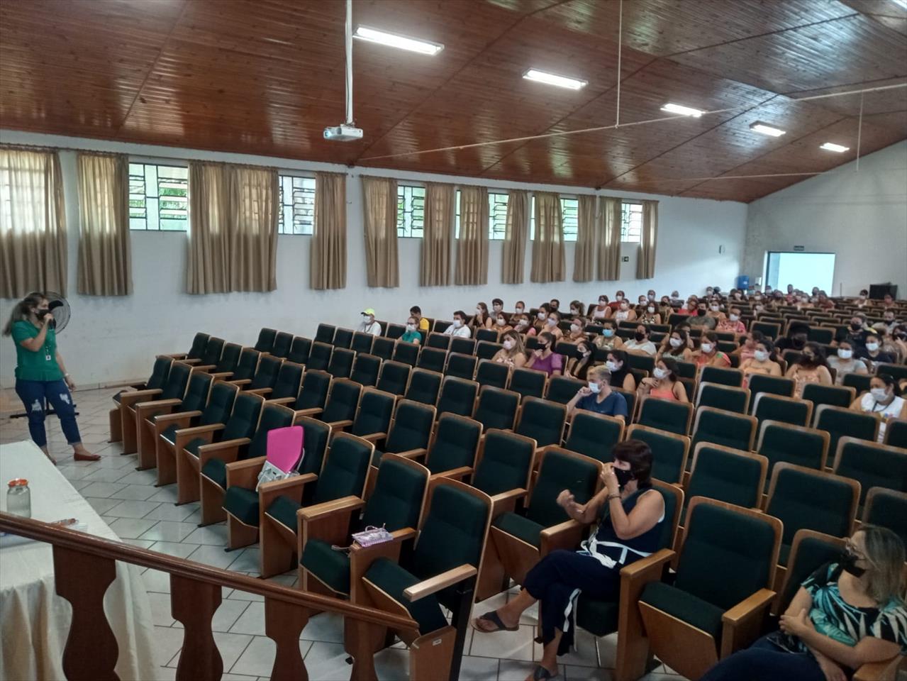 Educação de Fartura investe na formação de Auxiliares de Desenvolvimento Infantil