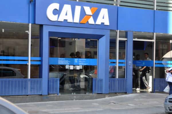 Caixa anuncia 10 mil vagas, entre concursados, estagiários e aprendizes