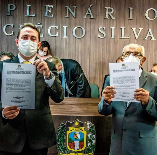 Prefeito eleito de Missão Velha, Dr. Lorim, toma posse e vereadores de oposição não comparecem à cerimônia