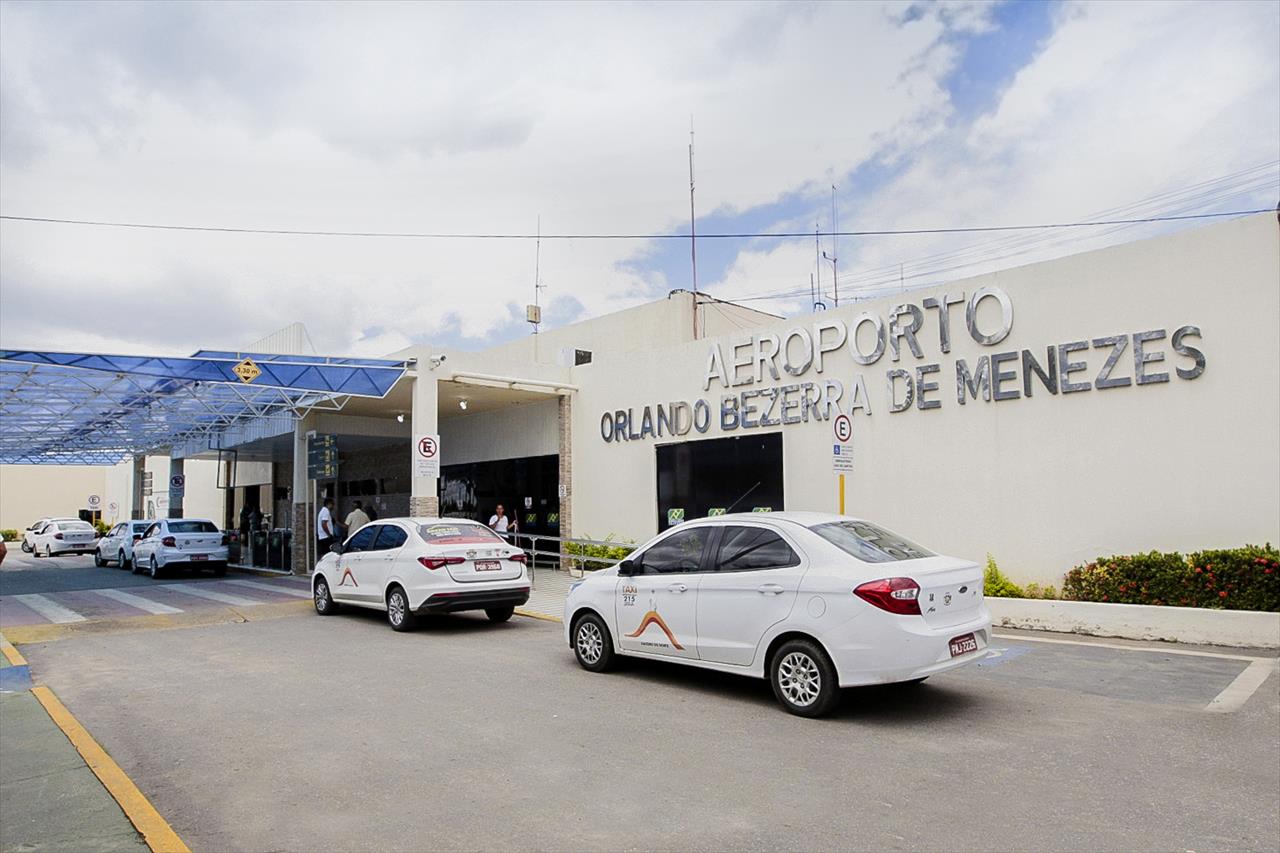 BNB libera R$ 886,9 milhões para reforma de aeroporto de Juazeiro do Norte, Campina Grande e Recife e um complexo turístico