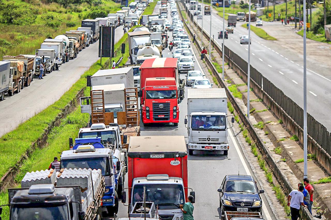 Caixa lança linha de antecipação de frete para caminhoneiros