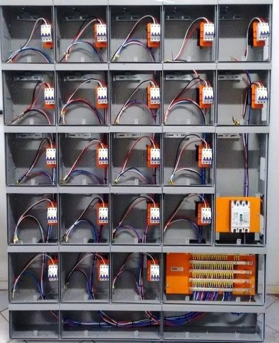 CENTRO DE MEDIÇÃO AGRUPADO PADRÃO ENEL