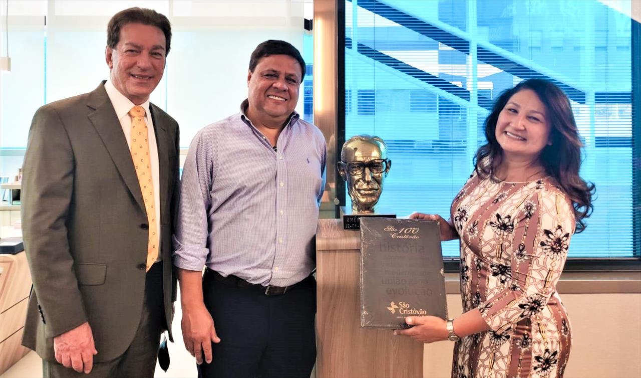 Vice-Presidente da Câmara Municipal de São Paulo Vereadora Rute Costa visita o Instituto de Ensino e Pesquisa Dona Cica.